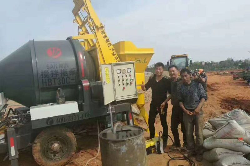 車載式強制攪拌拖泵，青島市“海綿”蓄水池施工建設